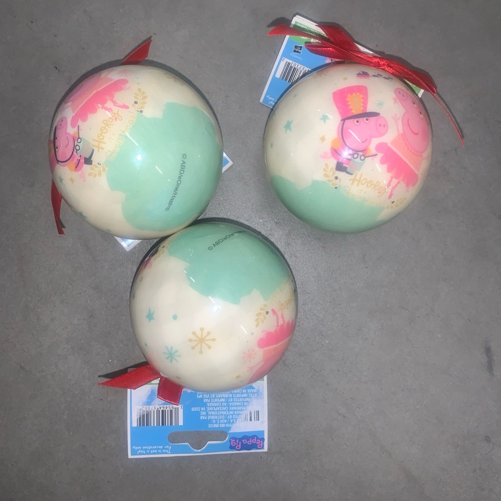 3 Peppa Pig Holiday Ornaments